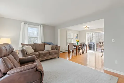 21 Southridge Drive Standish ME 04084