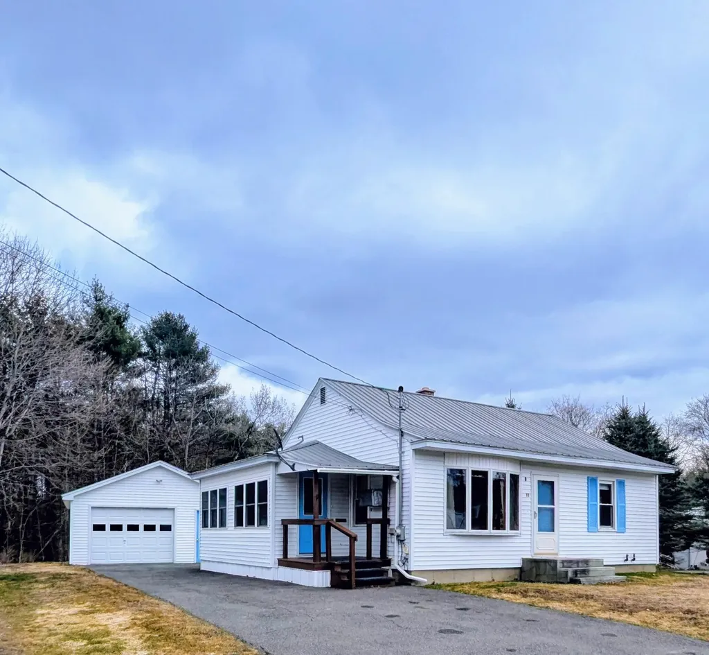 77 Hicks Road Augusta ME 04330