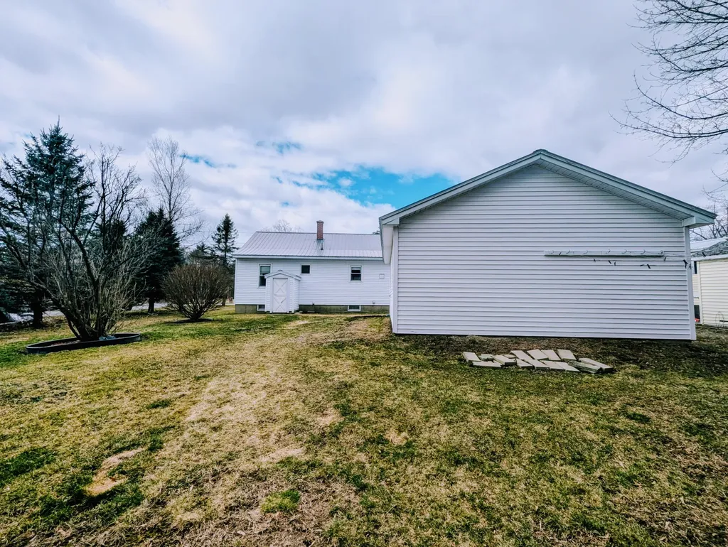 77 Hicks Road Augusta ME 04330
