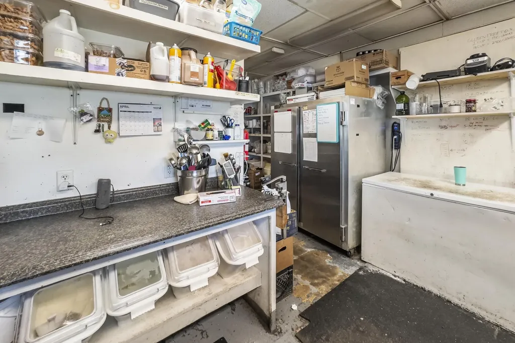 189 Main Street Thomaston ME 04861