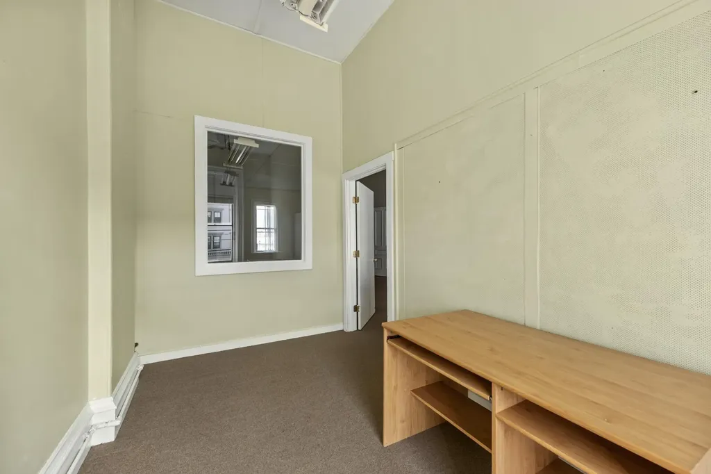 189 Main Street Thomaston ME 04861