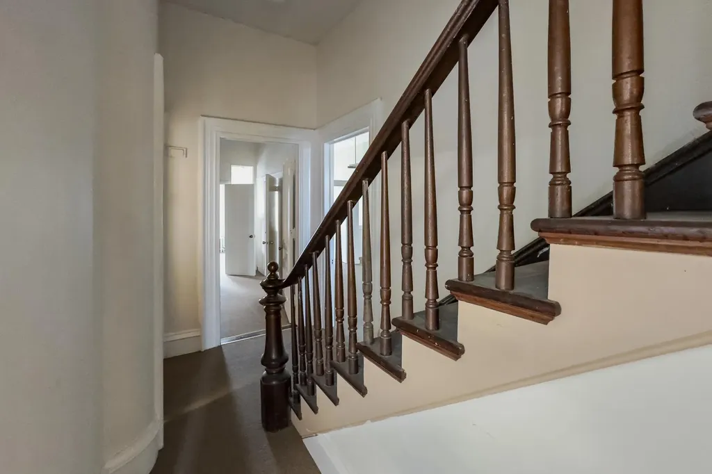 189 Main Street Thomaston ME 04861