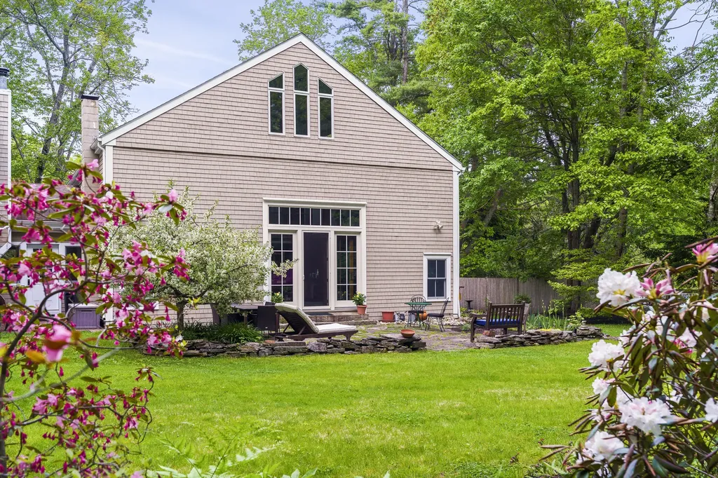 9 Conifer Ridge Road Cumberland ME 04110