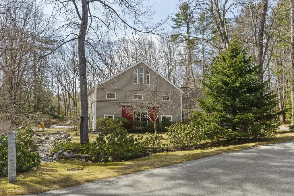 9 Conifer Ridge Road Cumberland ME 04110