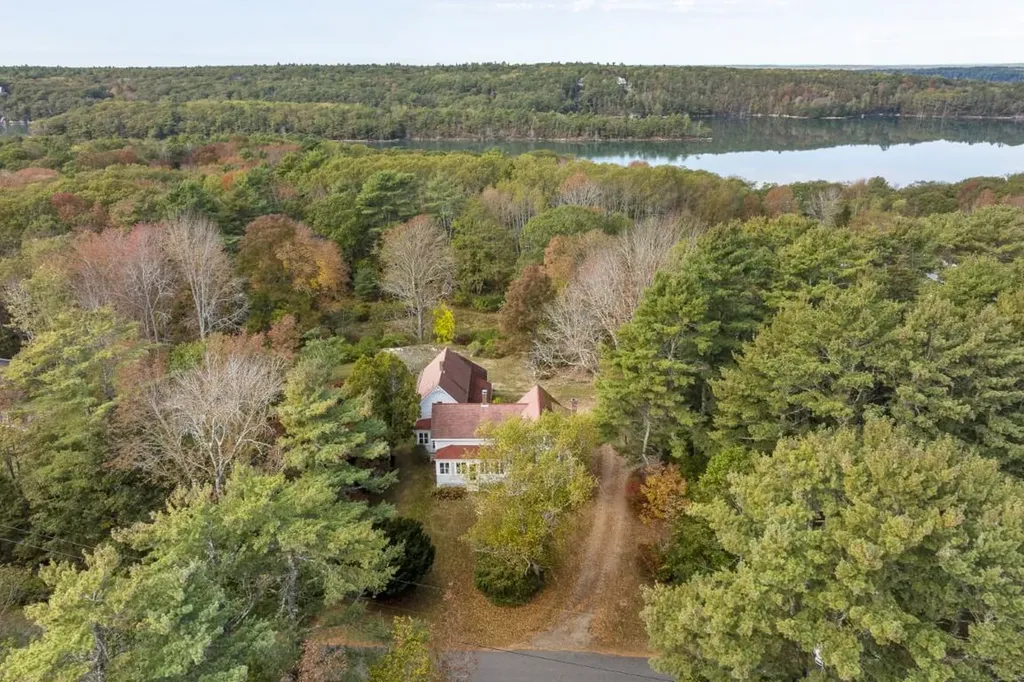 576 Back River Road Boothbay ME 04537
