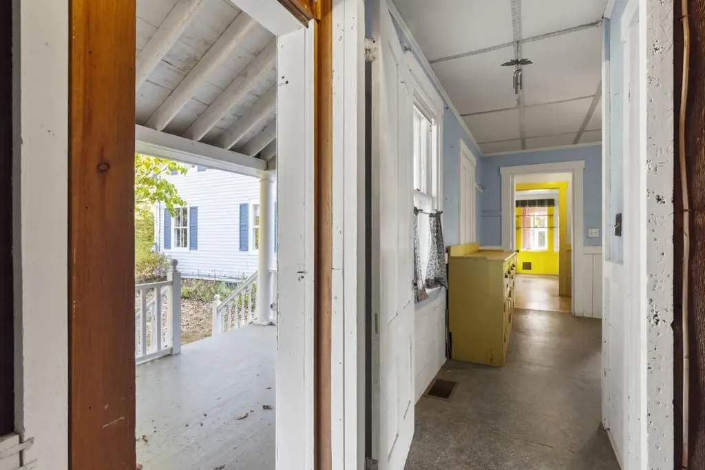 576 Back River Road Boothbay ME 04537