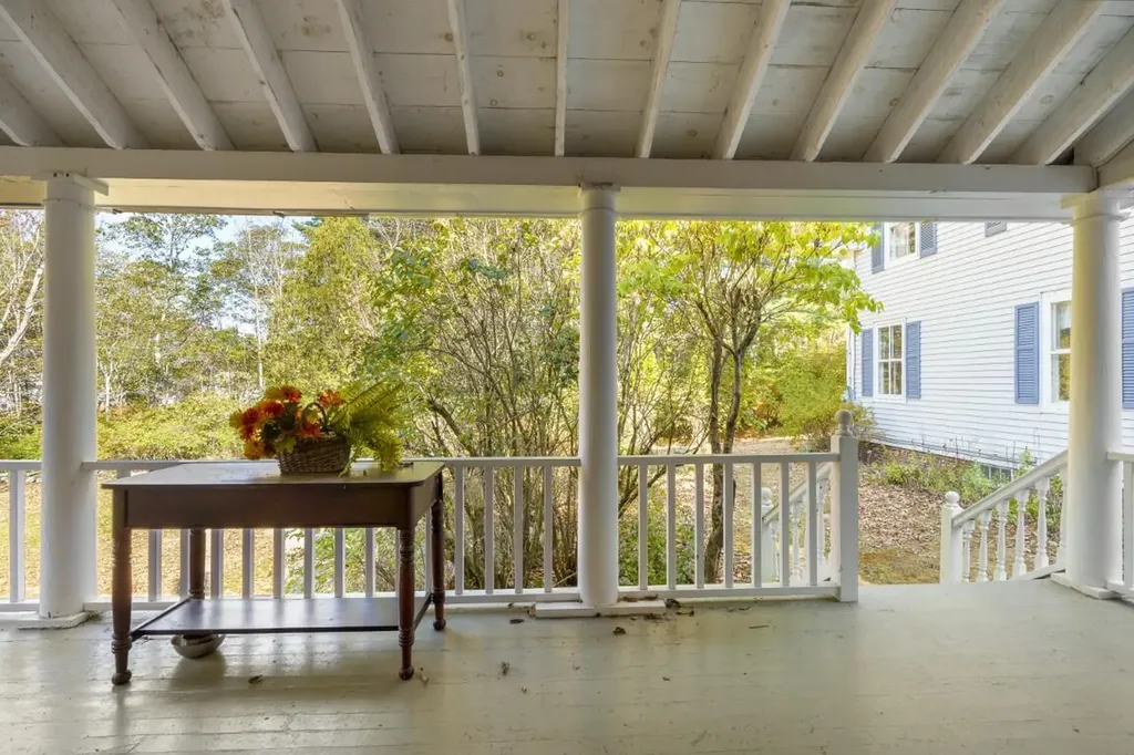 576 Back River Road Boothbay ME 04537