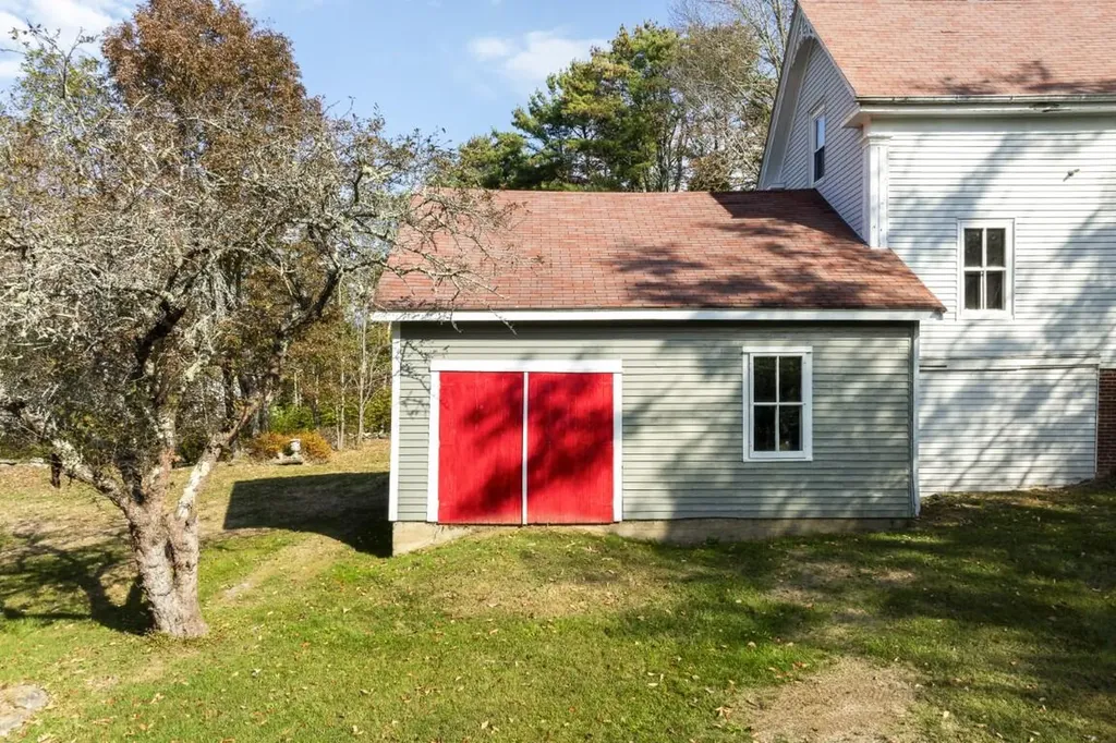 576 Back River Road Boothbay ME 04537