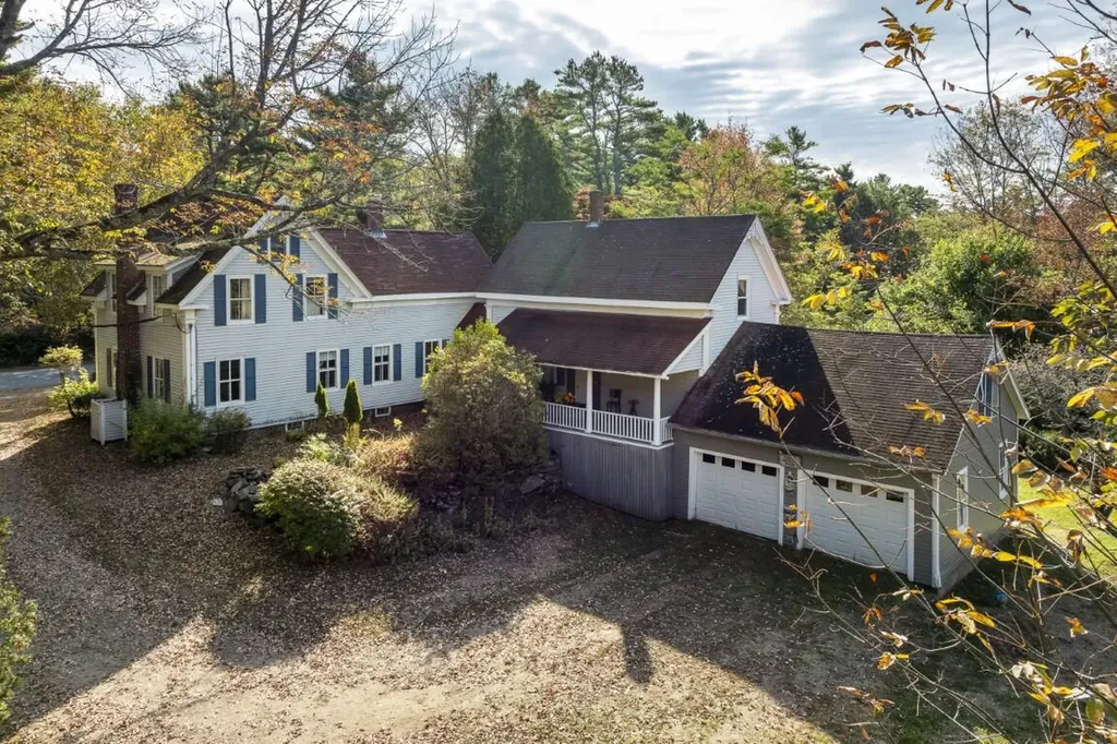 576 Back River Road Boothbay ME 04537