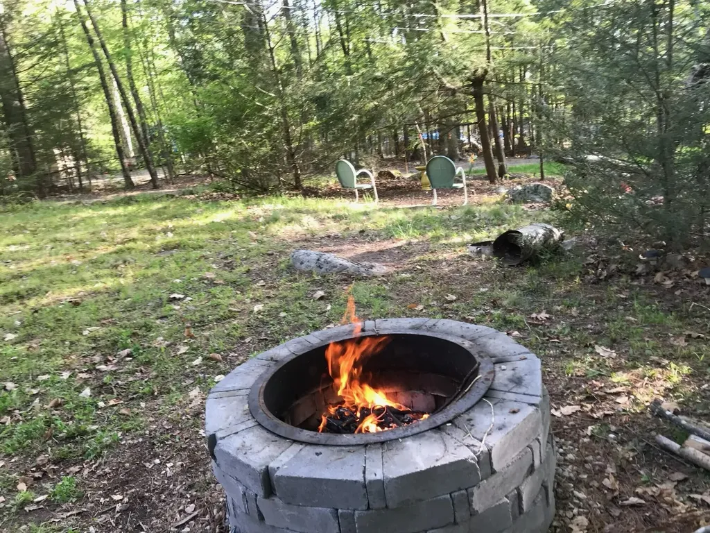 3 Glidden Road Standish ME 04084