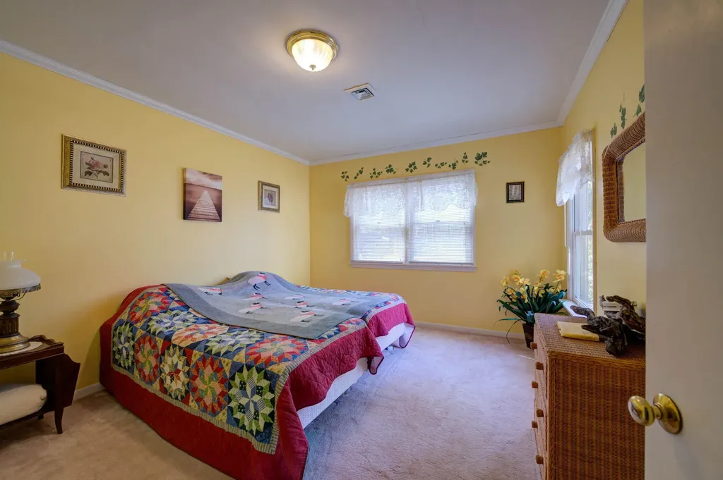 3 Glidden Road Standish ME 04084