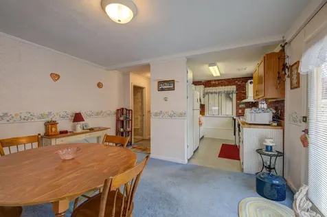 3 Glidden Road Standish ME 04084