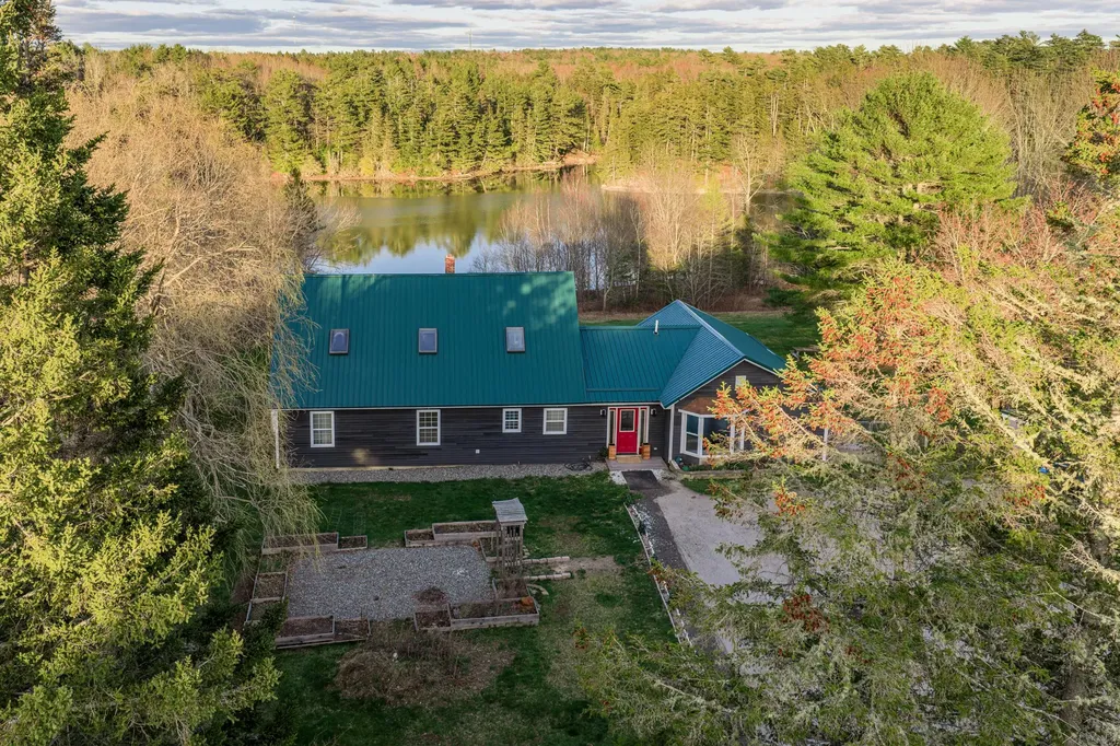 54 Riverside Lane Ellsworth ME 04605
