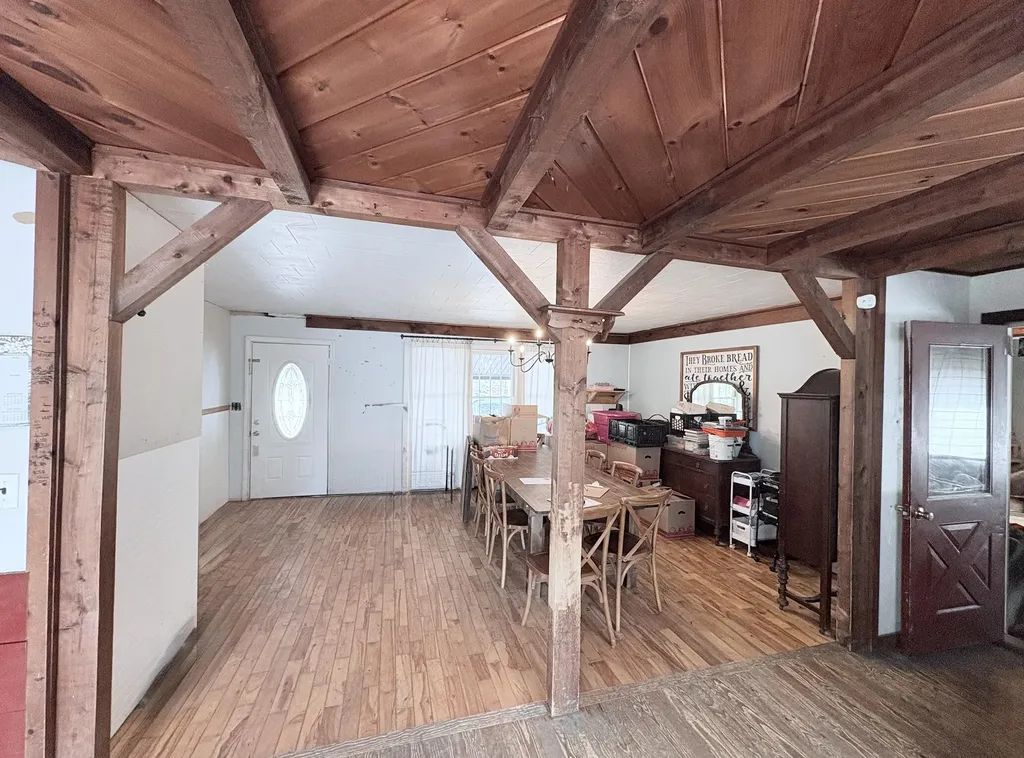 103 Town Farm Road Lincoln ME 04457