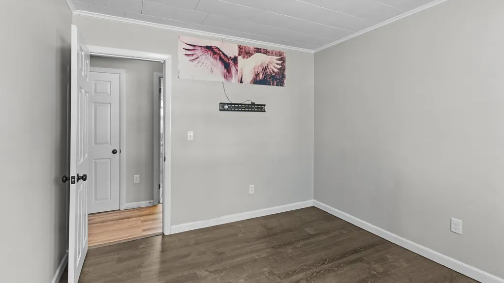 23 Reginald Street Auburn ME 04210