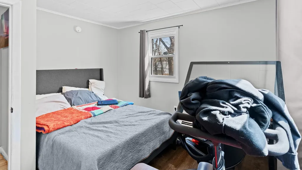 23 Reginald Street Auburn ME 04210
