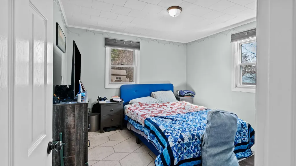 23 Reginald Street Auburn ME 04210