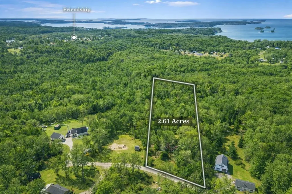39 Simmons Lane Friendship ME 04547