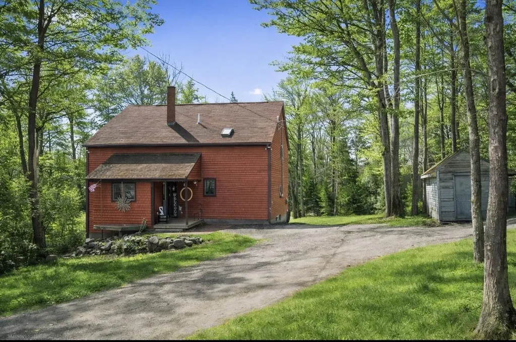 39 Simmons Lane Friendship ME 04547