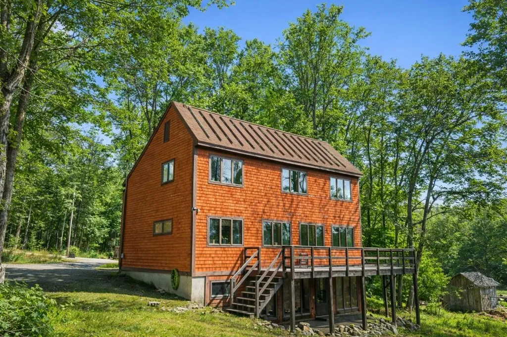 39 Simmons Lane Friendship ME 04547