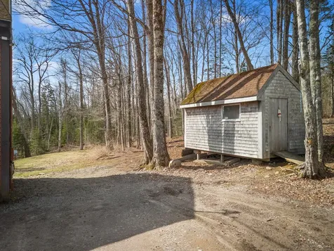 39 Simmons Lane Friendship ME 04547