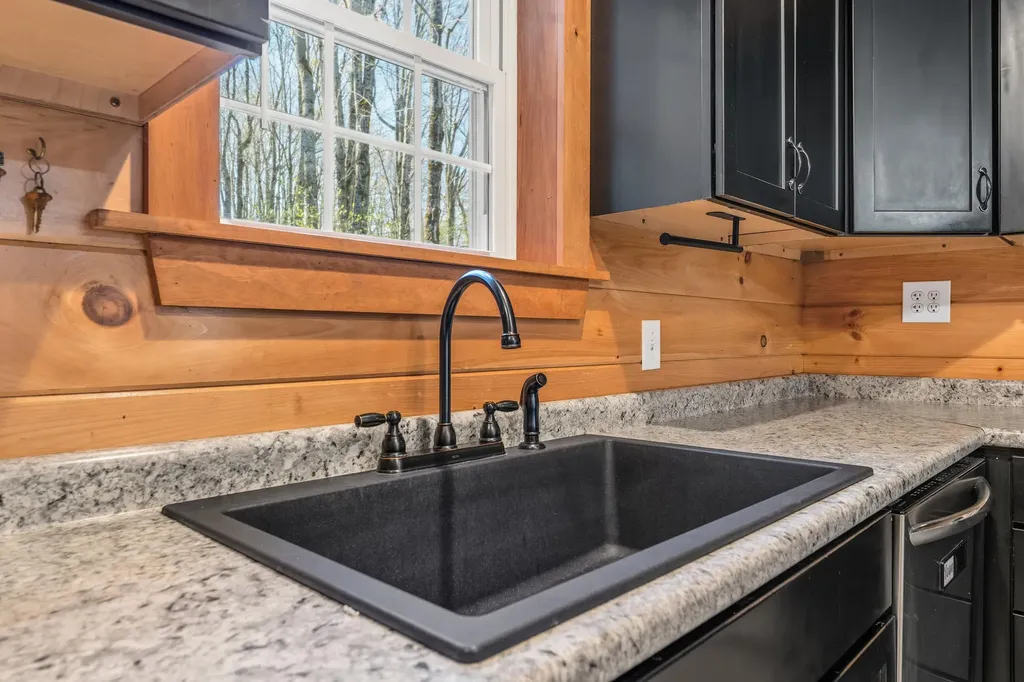 3308 Middle Road Sidney ME 04330