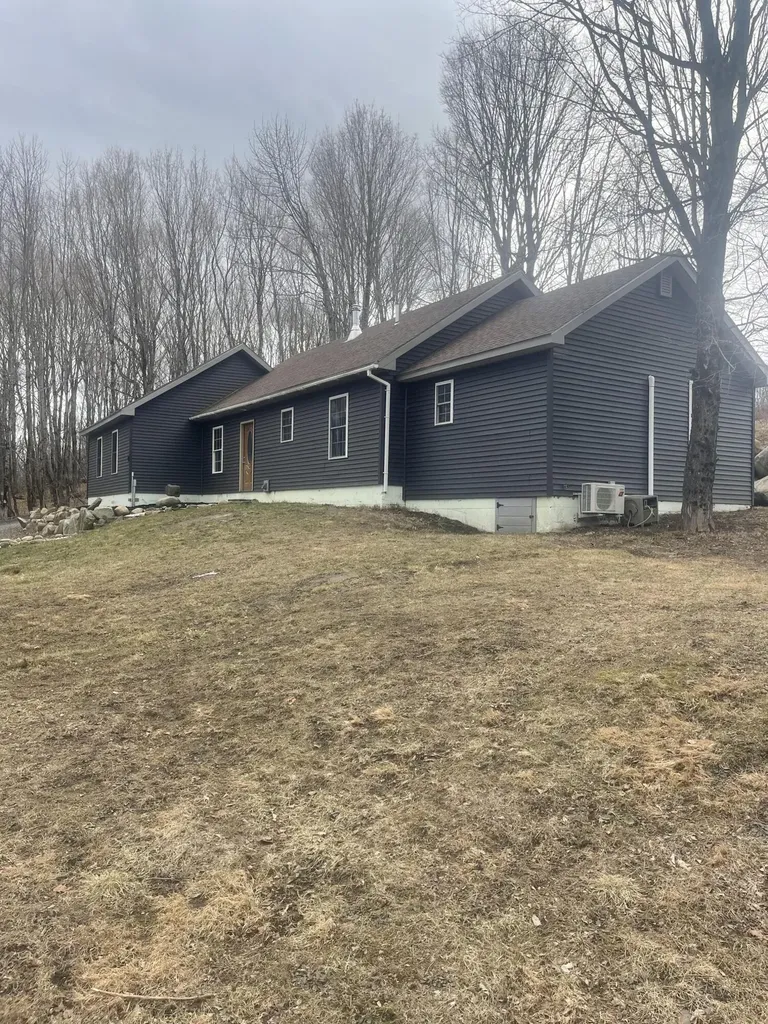 3308 Middle Road Sidney ME 04330