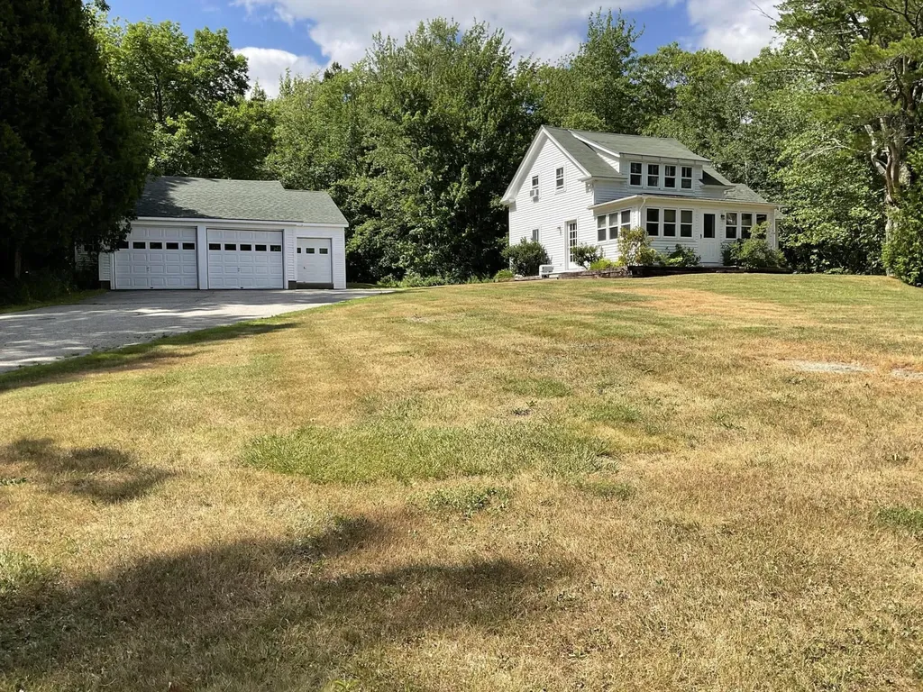 2122 Atlantic Highway Lincolnville ME 04849