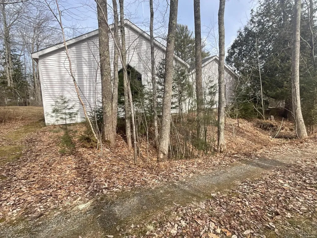 2122 Atlantic Highway Lincolnville ME 04849