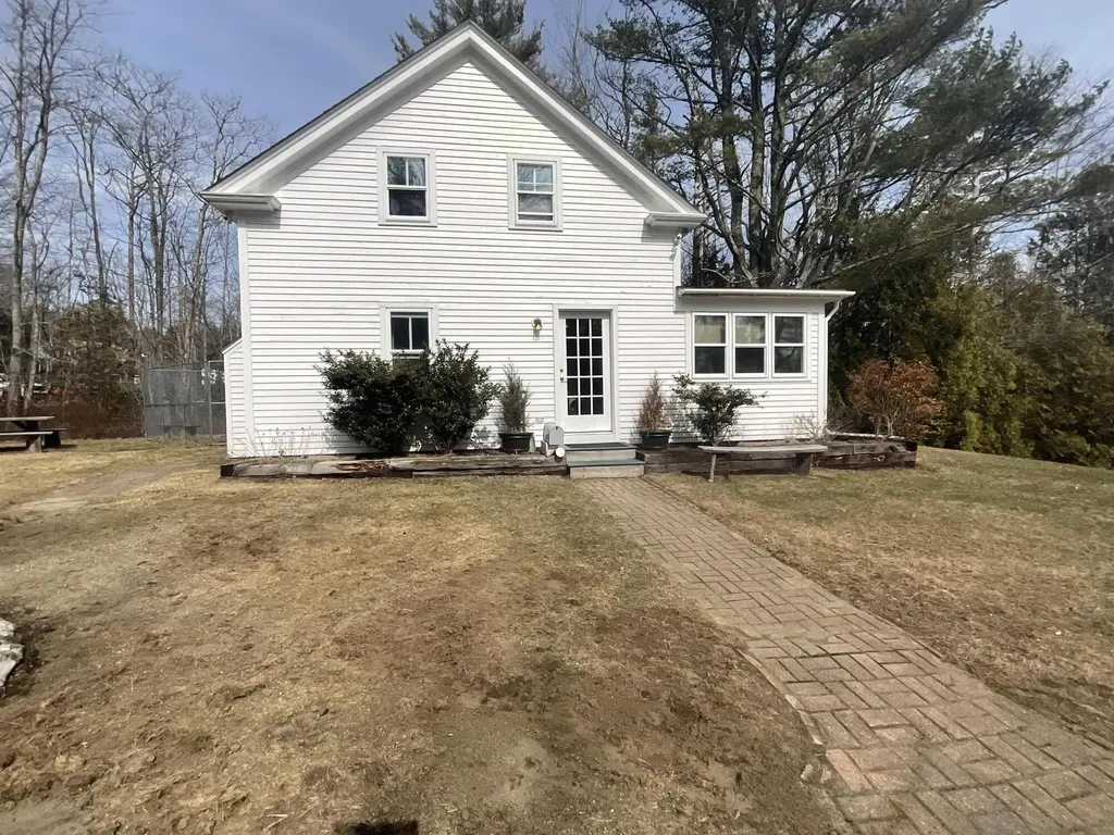 2122 Atlantic Highway Lincolnville ME 04849