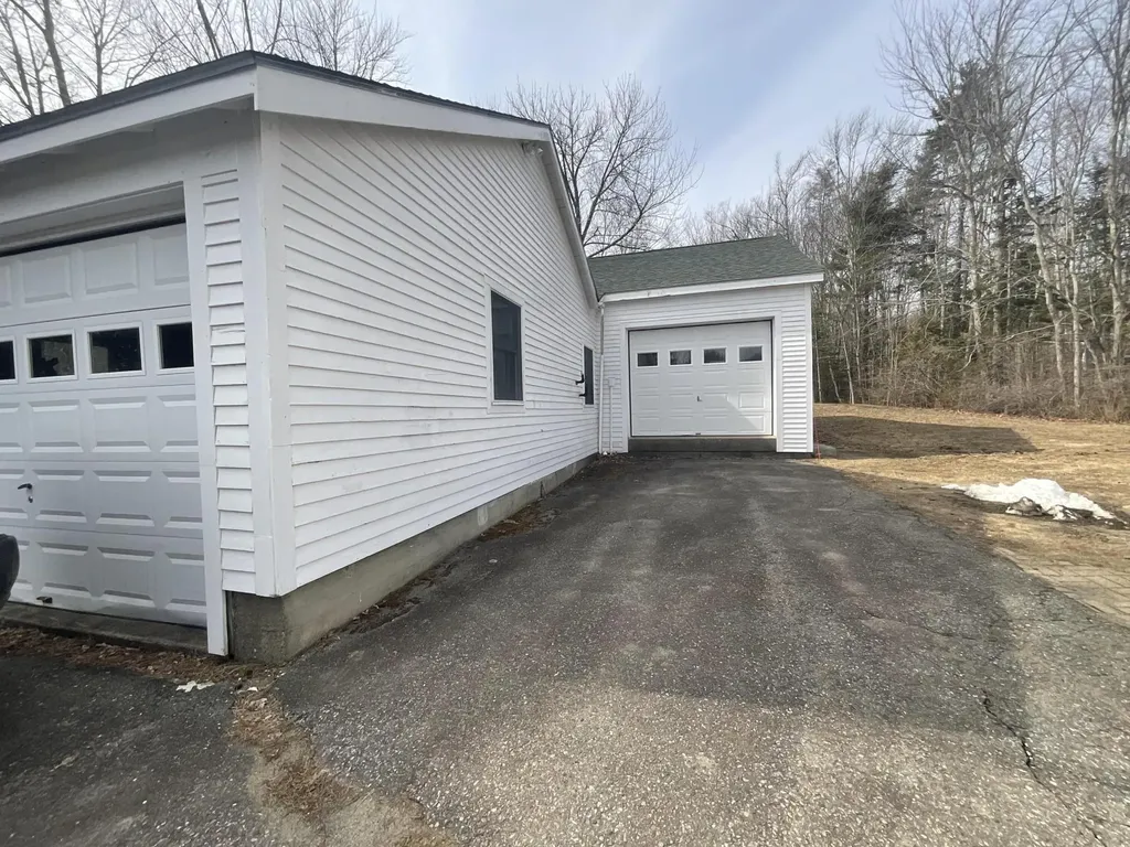2122 Atlantic Highway Lincolnville ME 04849