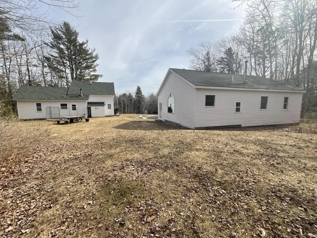 2122 Atlantic Highway Lincolnville ME 04849
