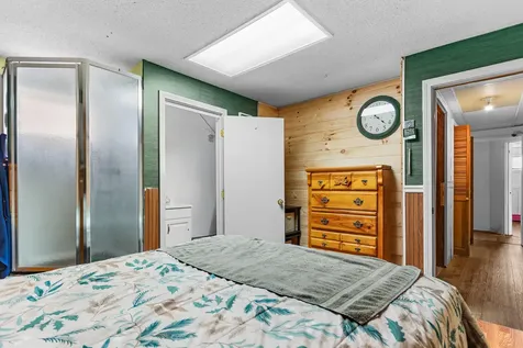 1782 Pushaw Road Glenburn ME 04401