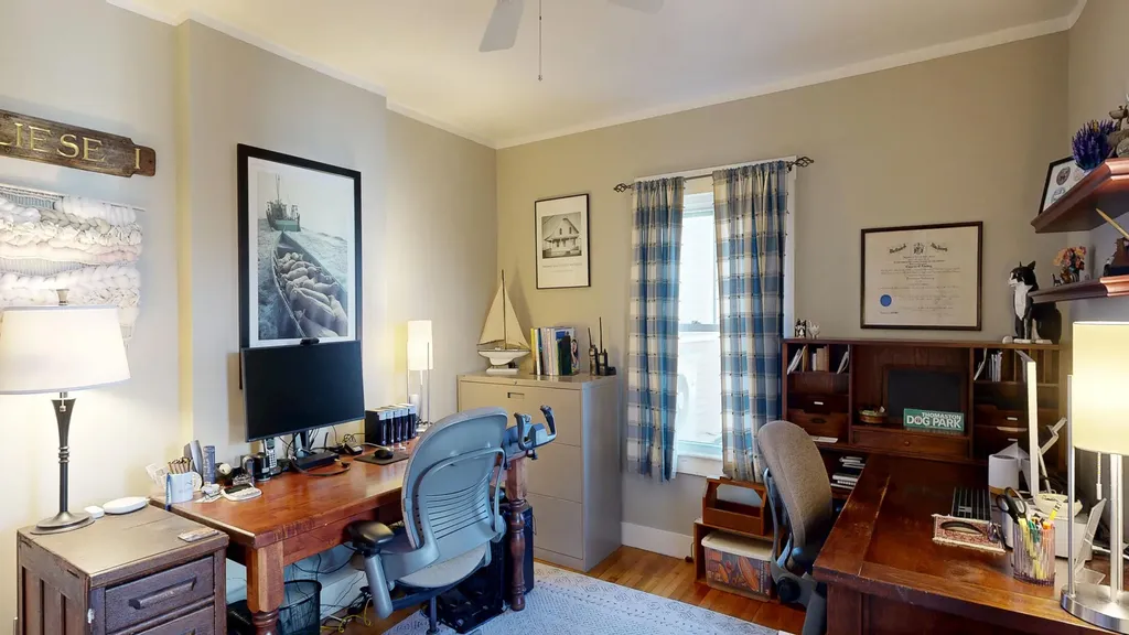 15 Wadsworth Street Thomaston ME 04861