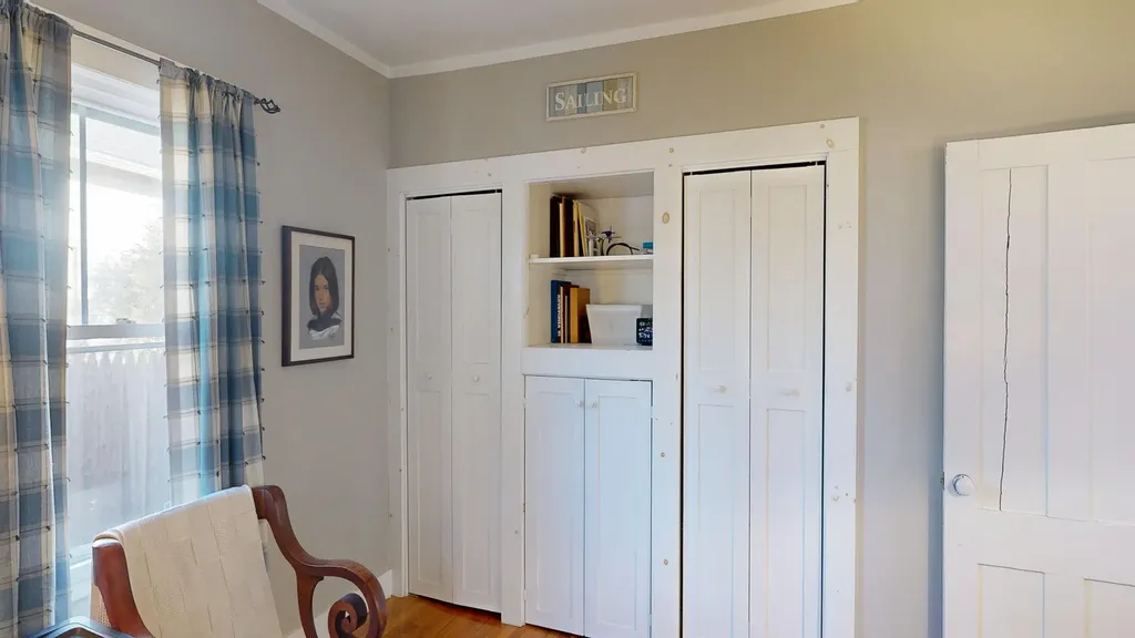 15 Wadsworth Street Thomaston ME 04861