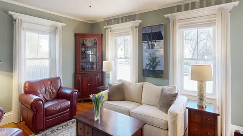 15 Wadsworth Street Thomaston ME 04861