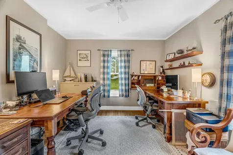 15 Wadsworth Street Thomaston ME 04861