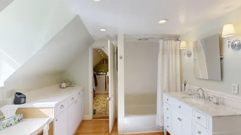 15 Wadsworth Street Thomaston ME 04861
