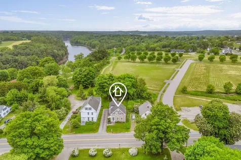 15 Wadsworth Street Thomaston ME 04861