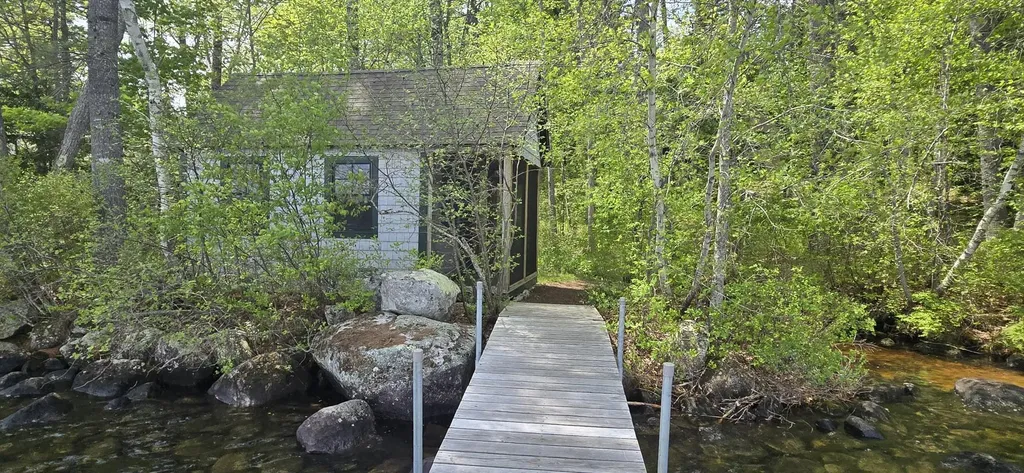 147 N High Street Bridgton ME 04009