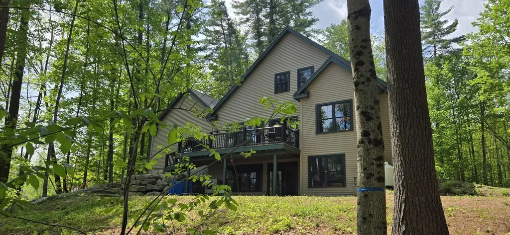 147 N High Street Bridgton ME 04009