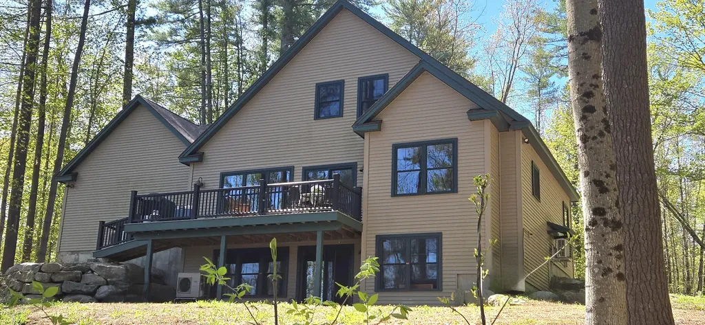 147 N High Street Bridgton ME 04009