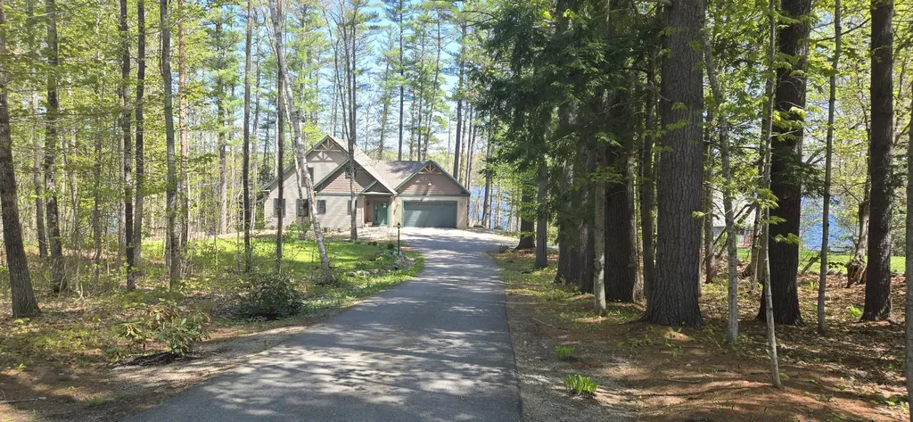147 N High Street Bridgton ME 04009
