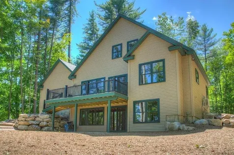 147 N High Street Bridgton ME 04009