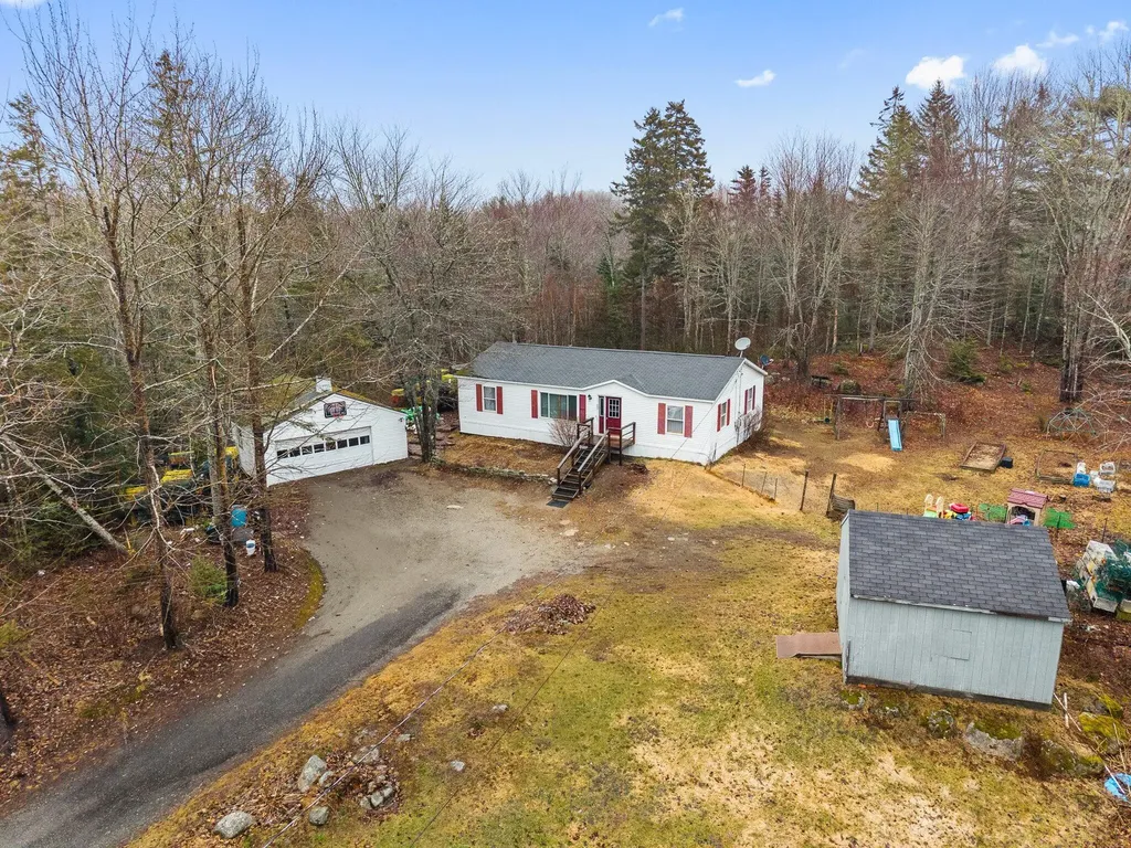 445 Snows Cove Road Sedgwick ME 04676