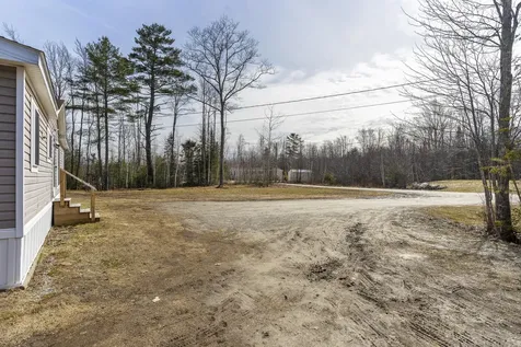 32 Boggs Farm Lane Warren ME 04864