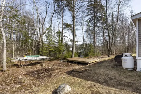 32 Boggs Farm Lane Warren ME 04864