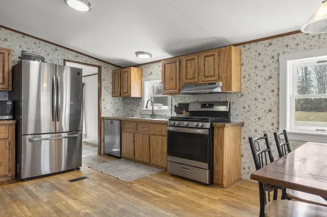 32 Boggs Farm Lane Warren ME 04864