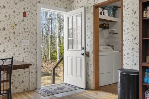 32 Boggs Farm Lane Warren ME 04864