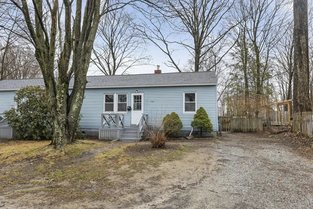 156 Central Street Westbrook ME 04092
